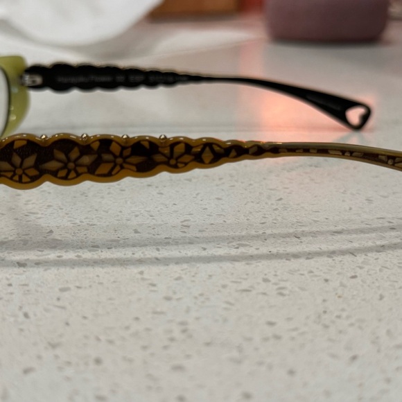 Betsey Johnson Harajuku Flower Eyeglass Frames β Black & Green Cat Eye with case - Picture 9 of 11